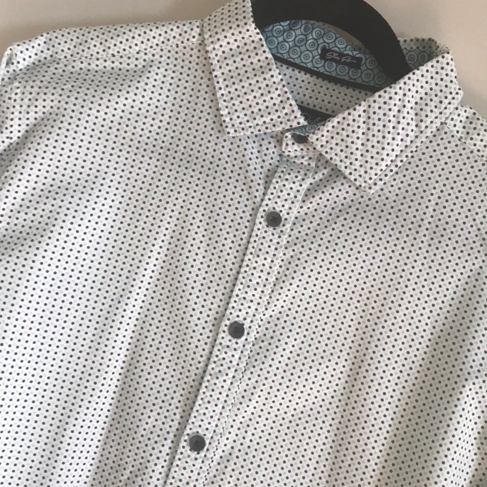 Definitive New York Men’s Button Down Shirt